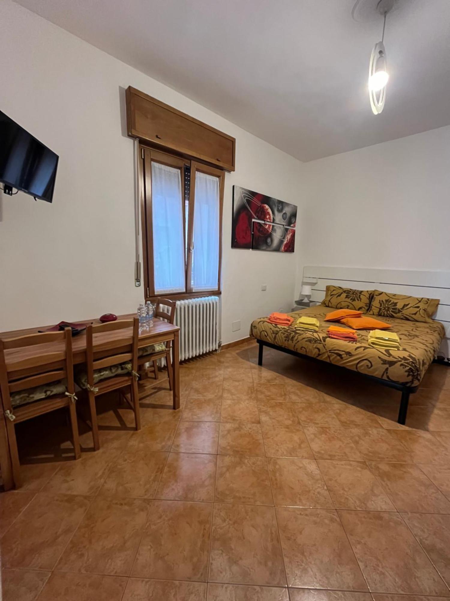 Apartment De Rosa Pero Luaran gambar